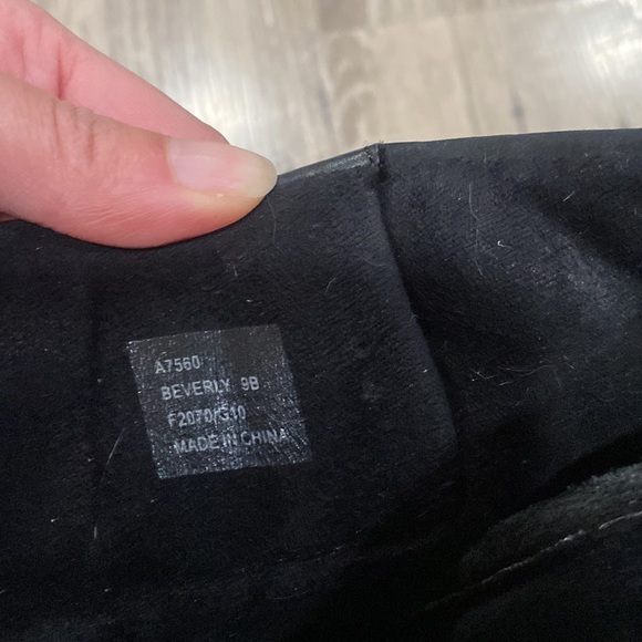 Coach black Beverly boots size 9b - Picture 5 of 5